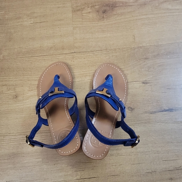 Tory Burch Casey Wedge Thong-Maison Leather Sandals - Picture 8 of 12